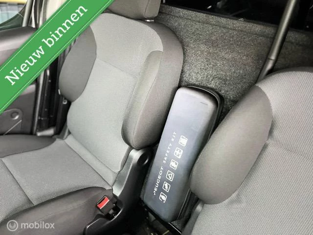 Hoofdafbeelding Peugeot Partner