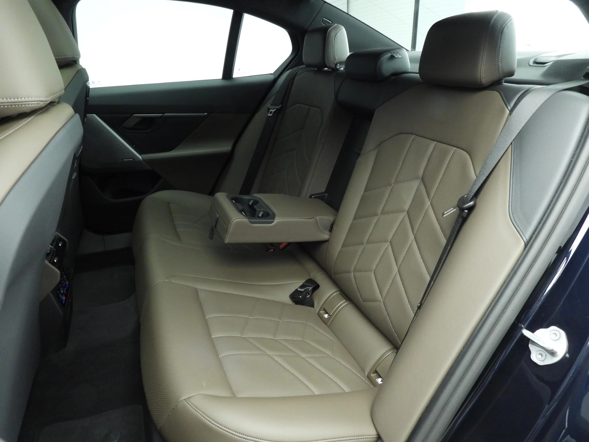 Hoofdafbeelding BMW i5