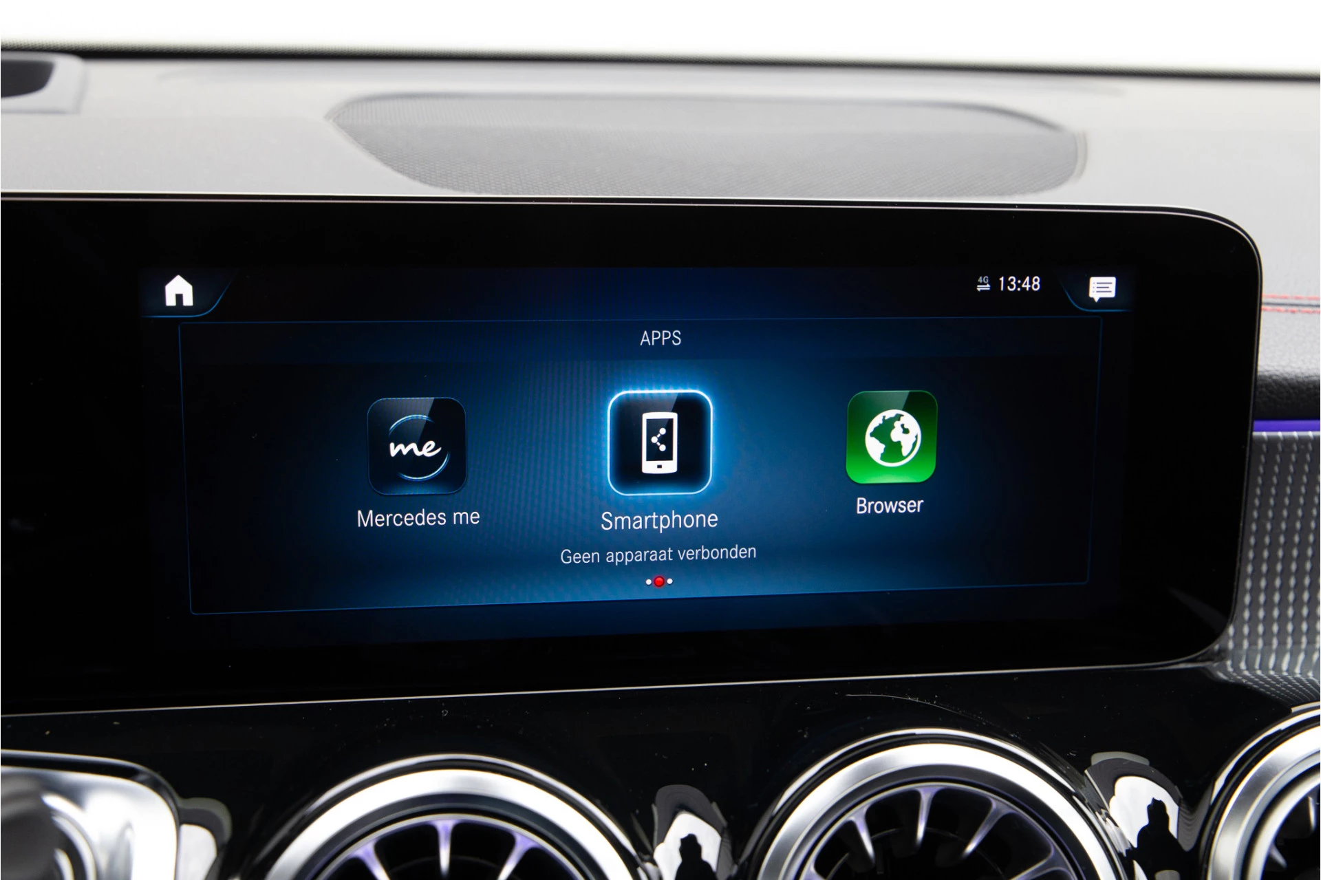 Hoofdafbeelding Mercedes-Benz EQB