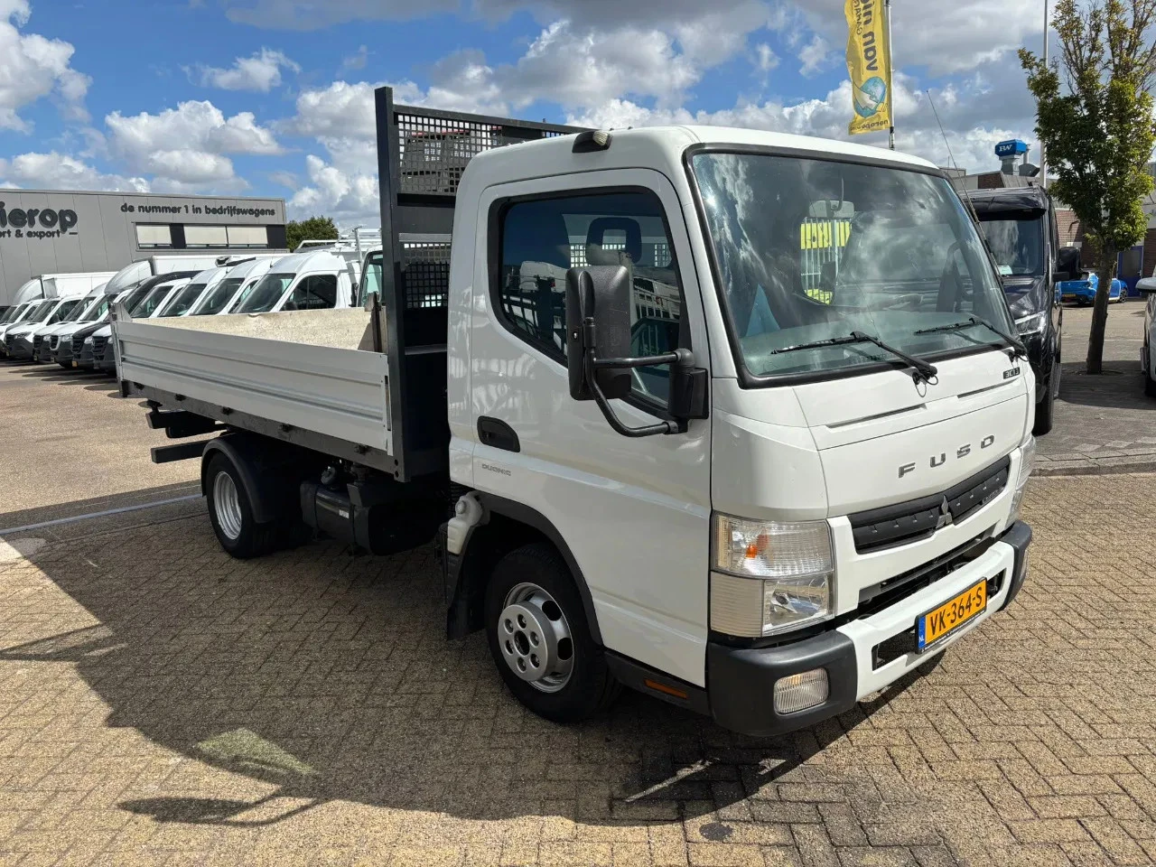 Hoofdafbeelding FUSO Canter