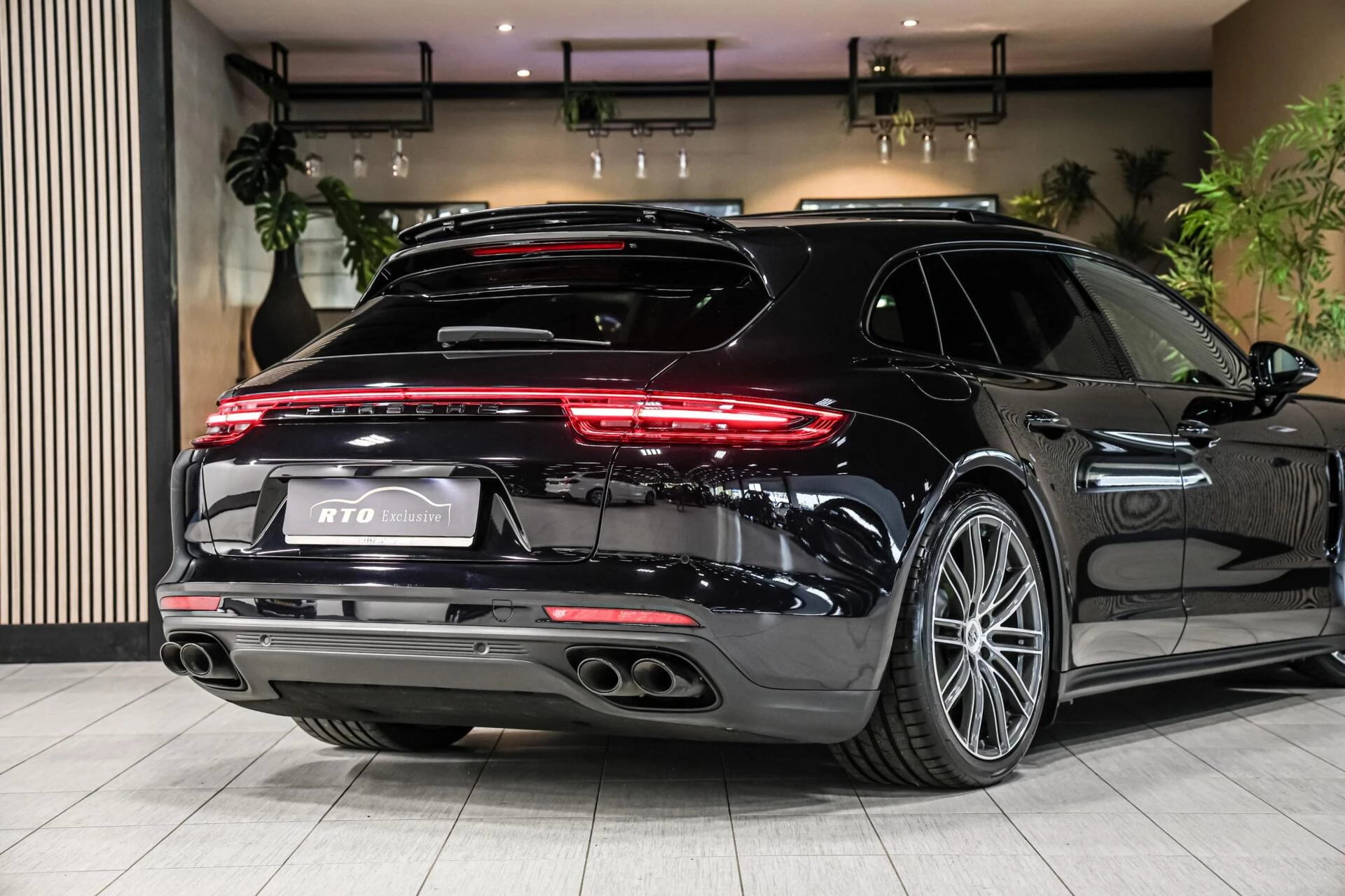 Hoofdafbeelding Porsche Panamera