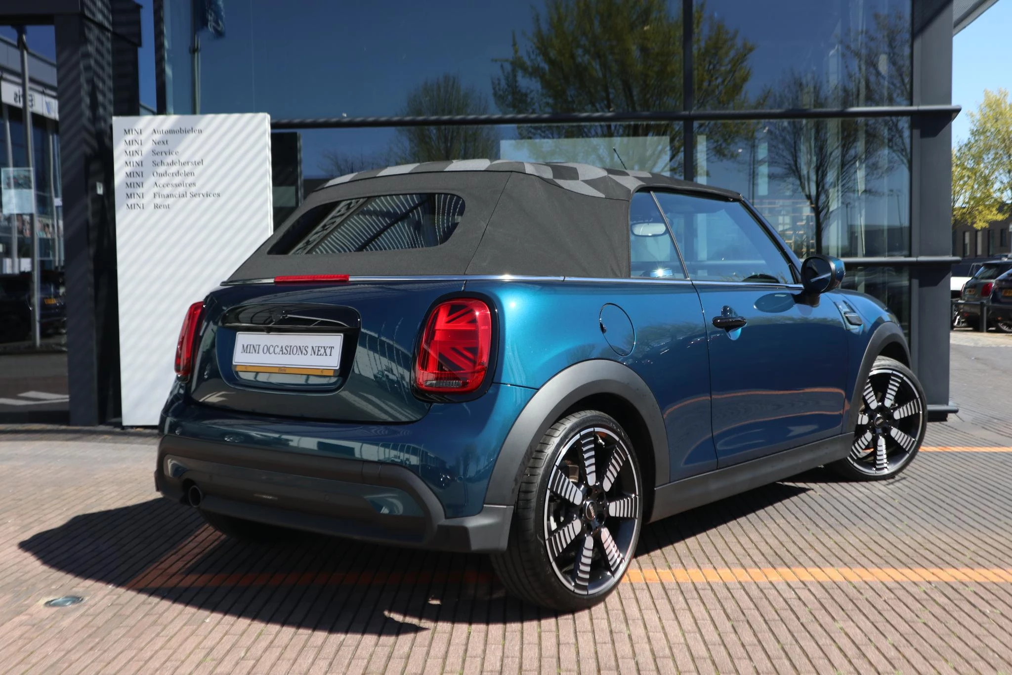 Hoofdafbeelding MINI Cooper Cabrio