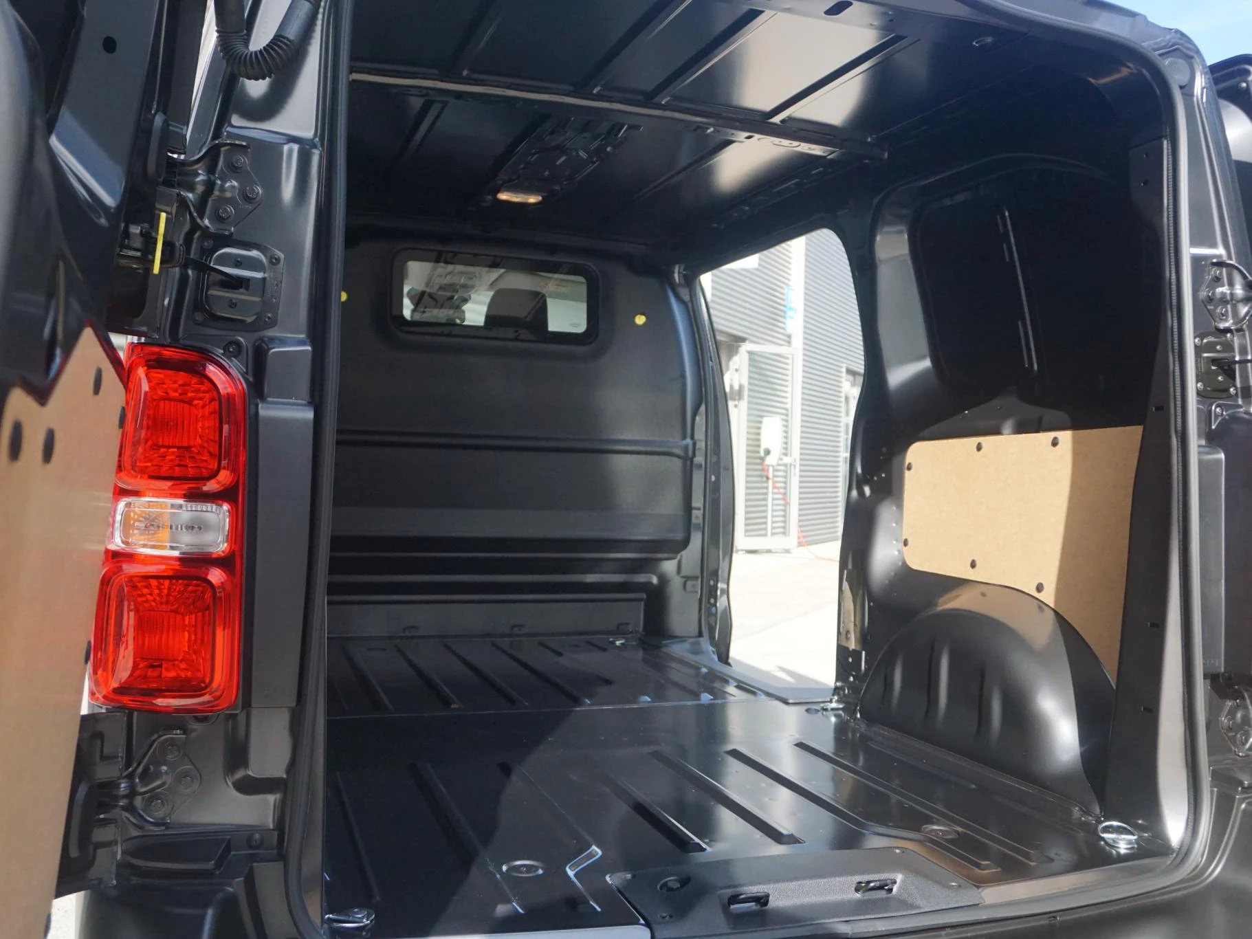 Hoofdafbeelding Opel Vivaro-e