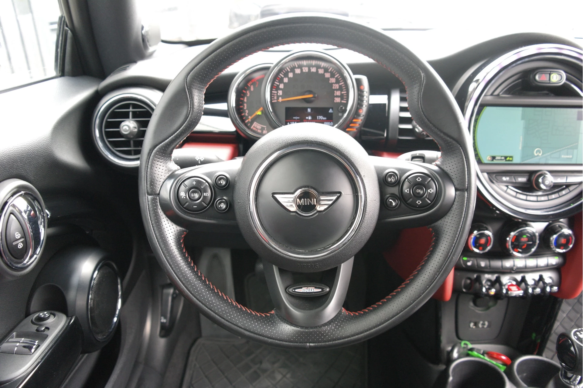Hoofdafbeelding MINI Cooper