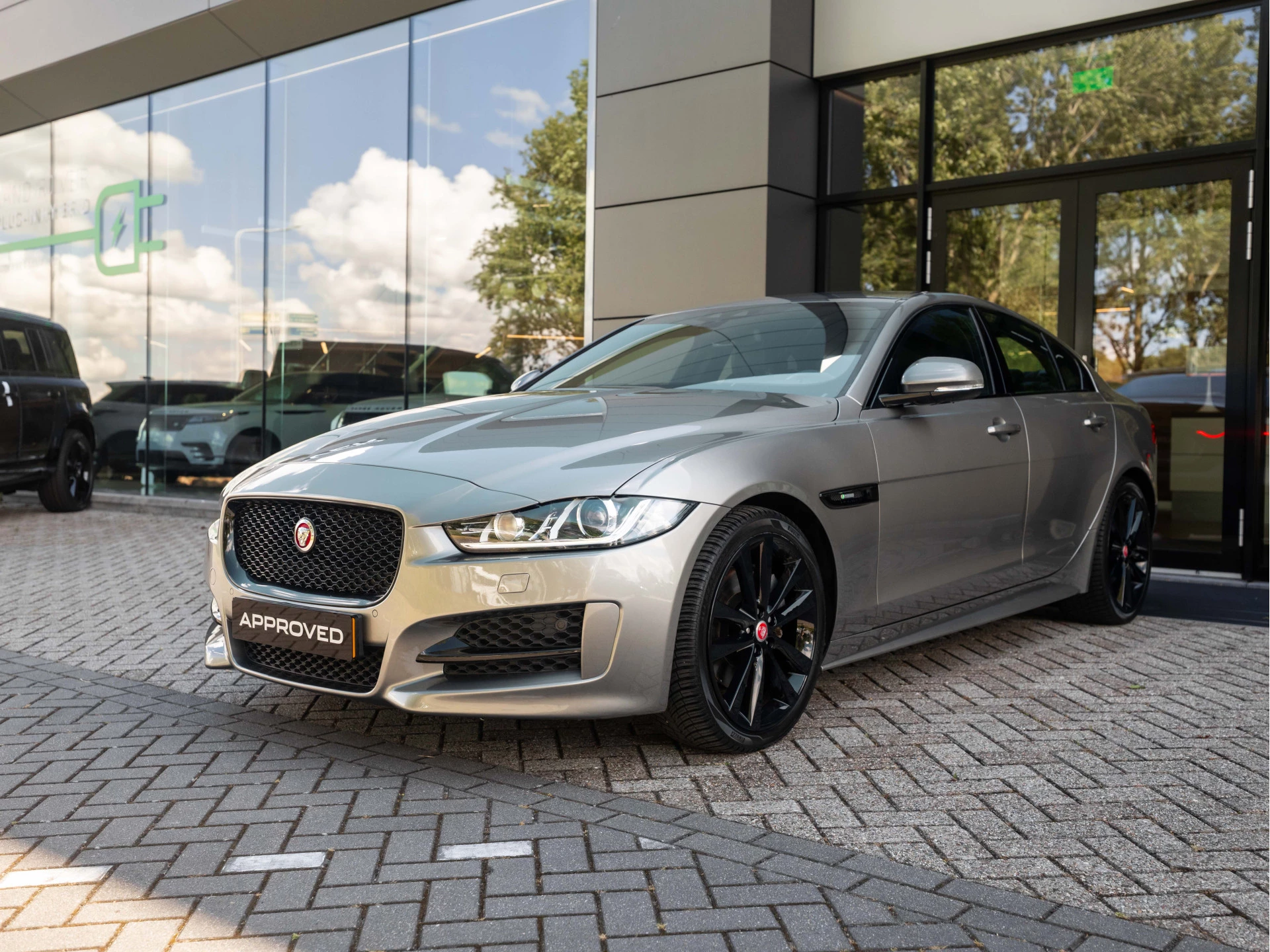 Hoofdafbeelding Jaguar XE