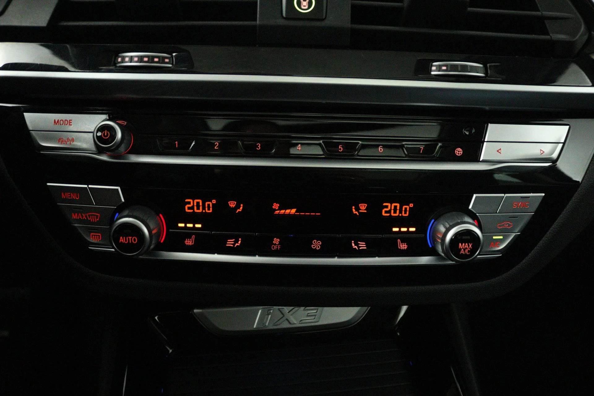 Hoofdafbeelding BMW iX3