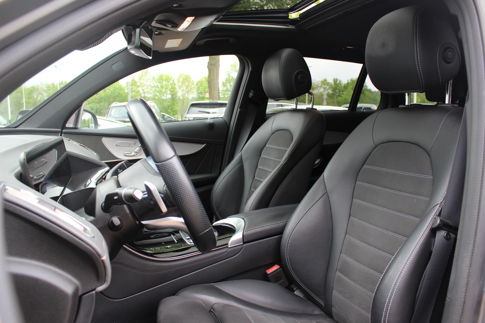 Hoofdafbeelding Mercedes-Benz EQC