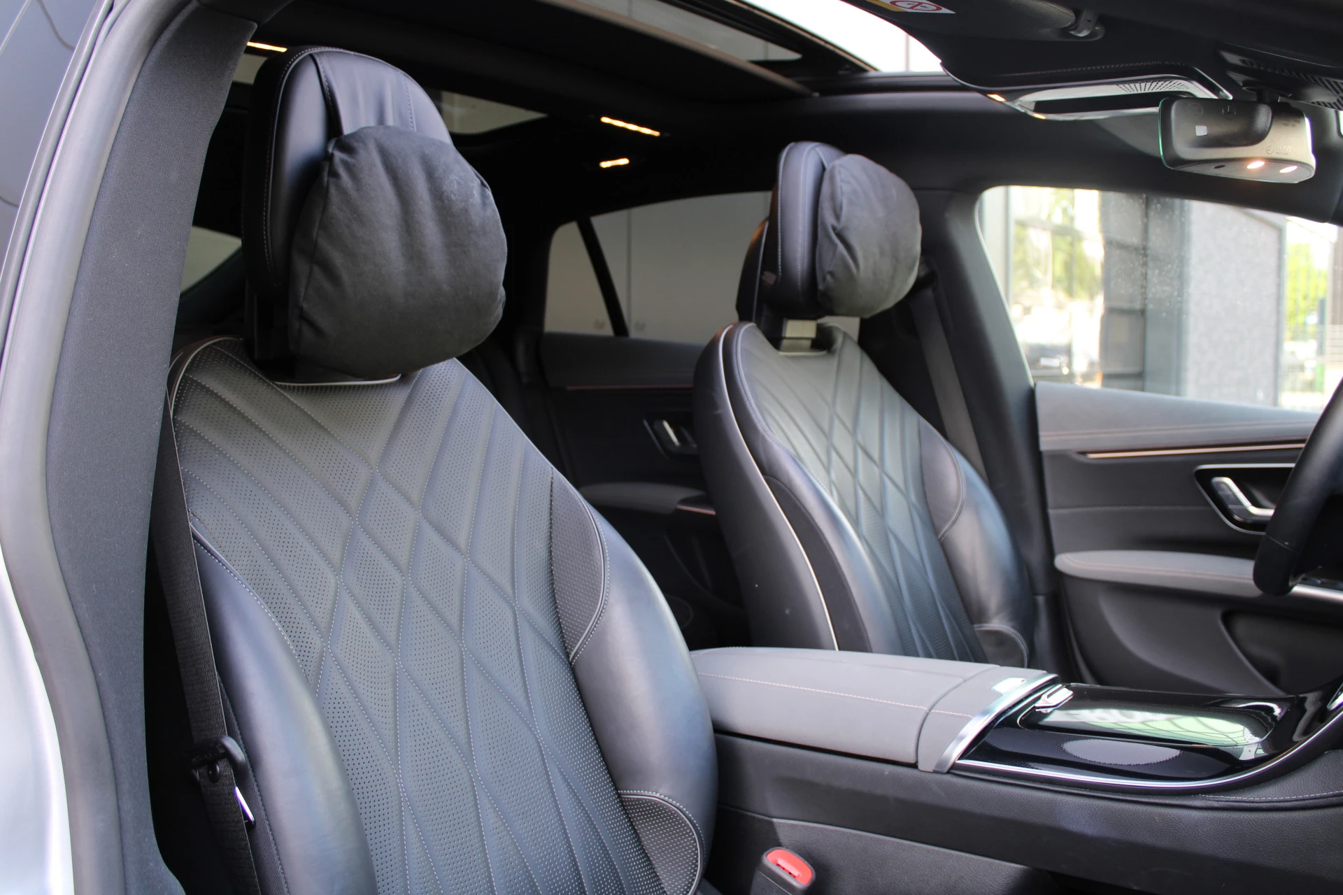 Hoofdafbeelding Mercedes-Benz EQS