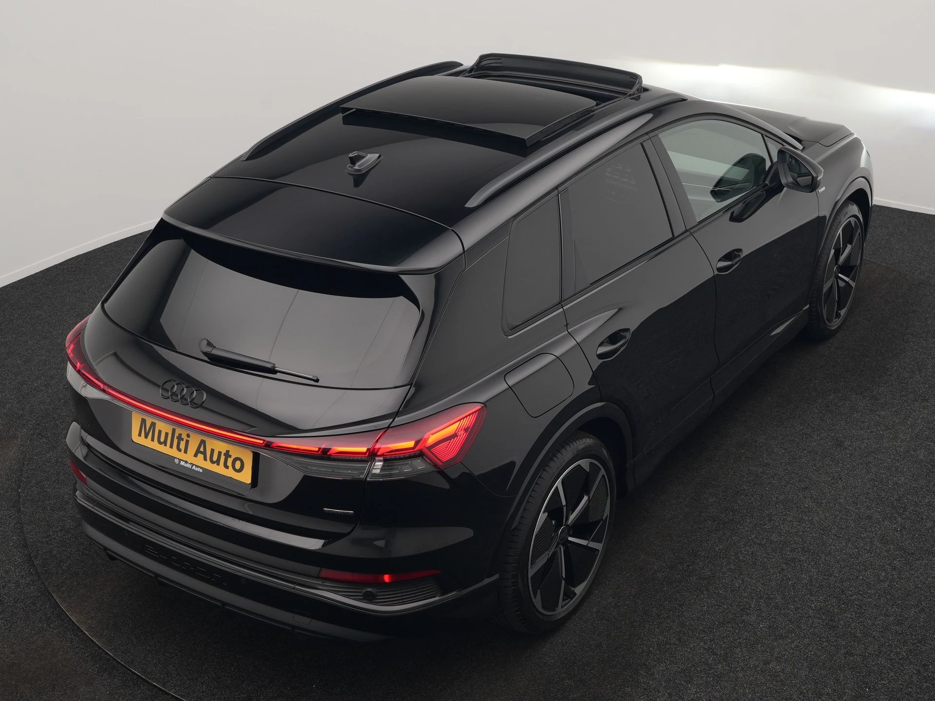 Hoofdafbeelding Audi Q4 e-tron