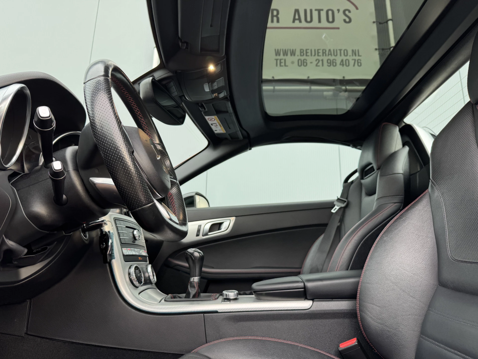 Hoofdafbeelding Mercedes-Benz SLC