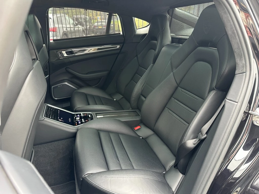 Hoofdafbeelding Porsche Panamera