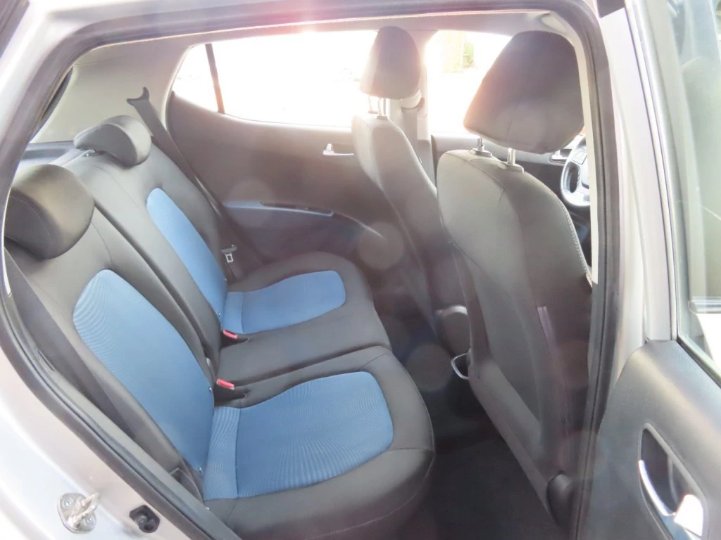 Hoofdafbeelding Hyundai i10