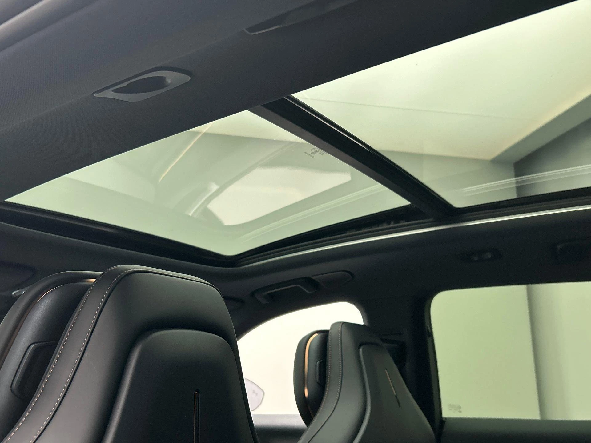 Hoofdafbeelding Lynk & Co 08