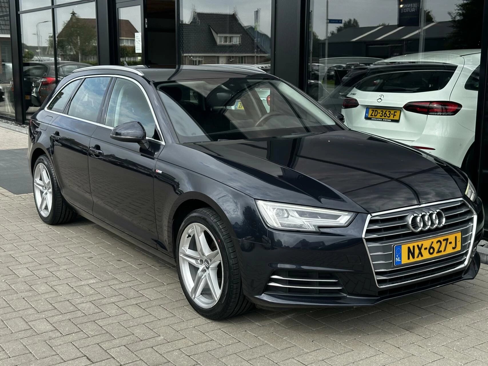 Hoofdafbeelding Audi A4