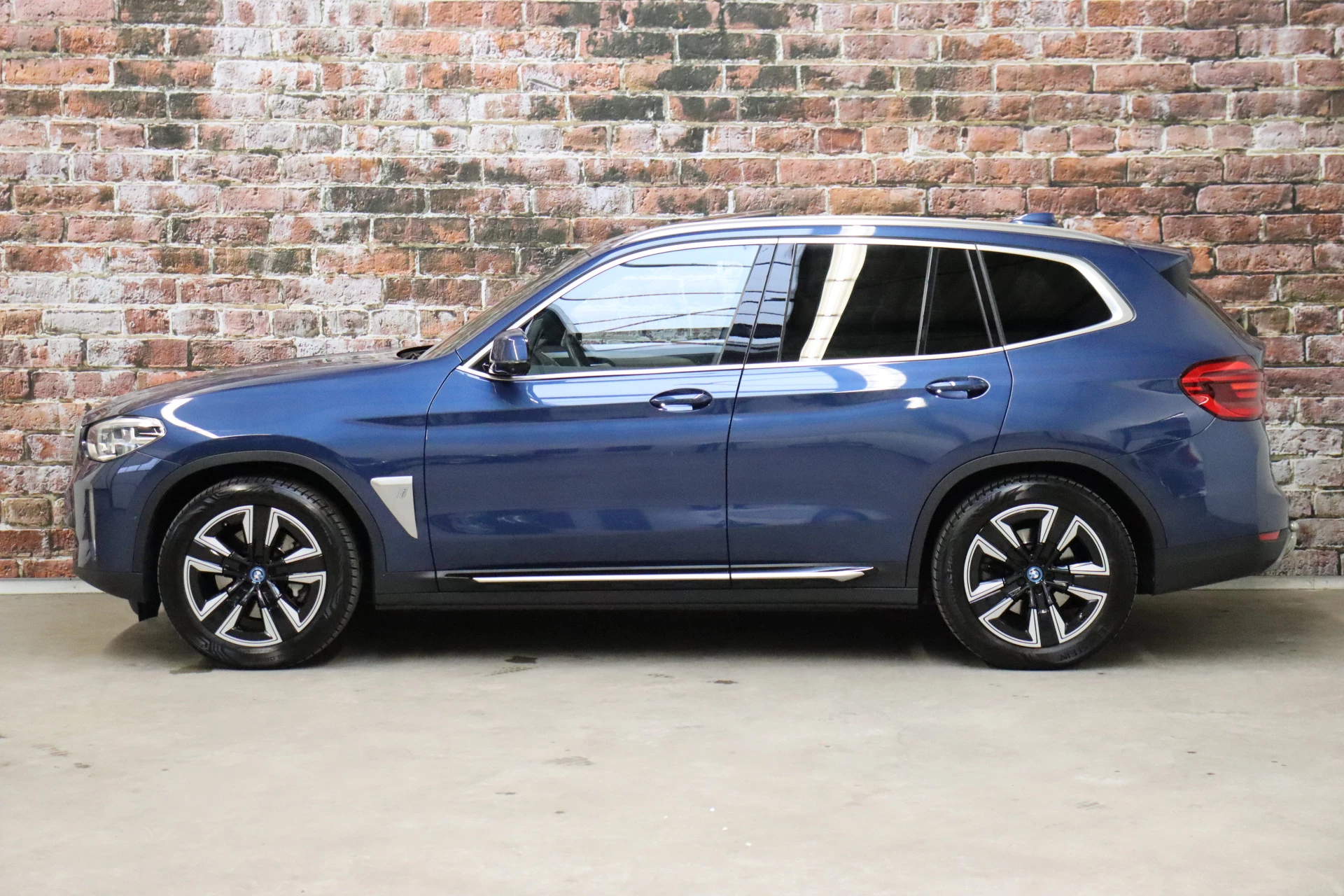 Hoofdafbeelding BMW iX3