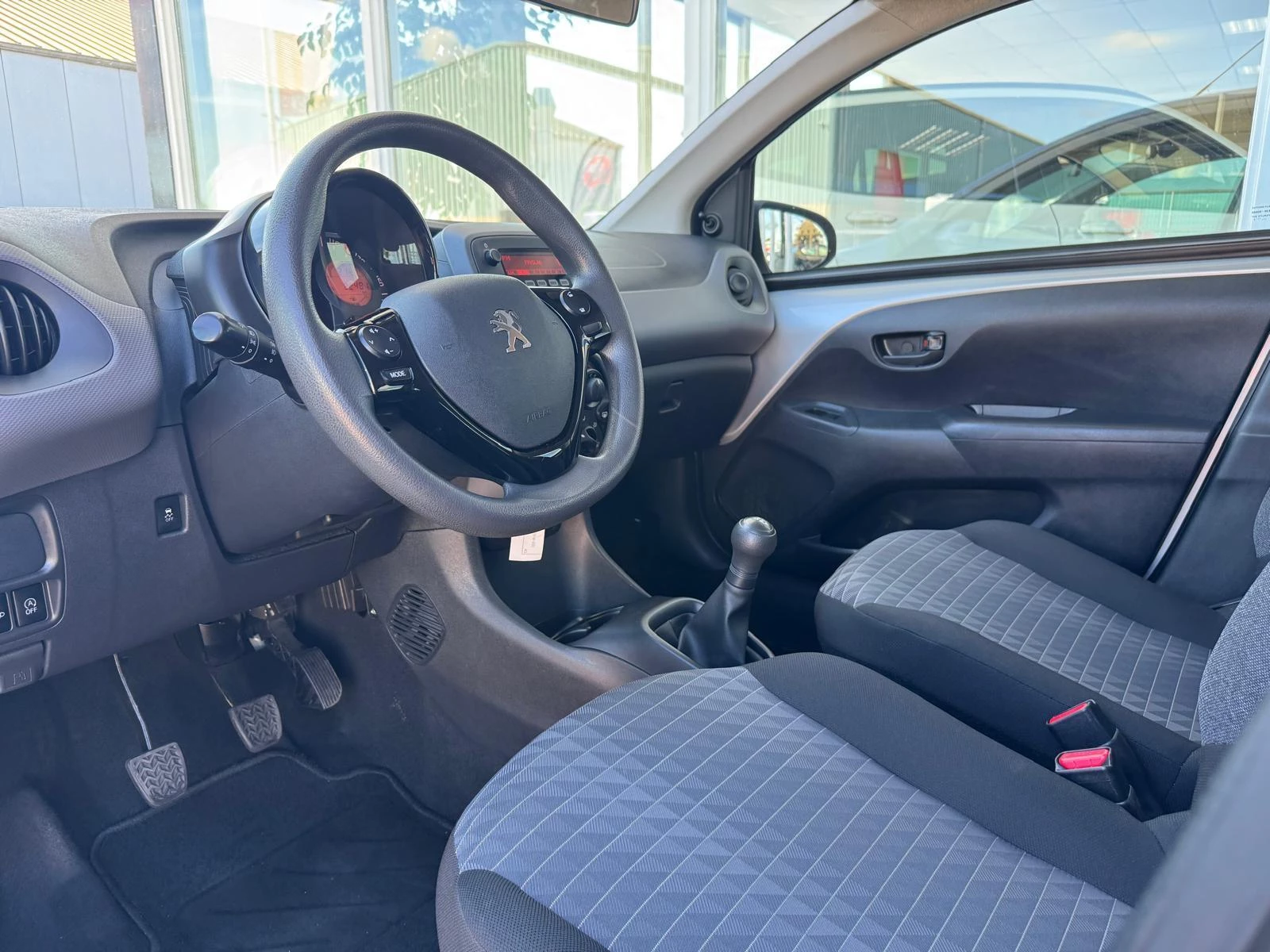 Hoofdafbeelding Peugeot 108