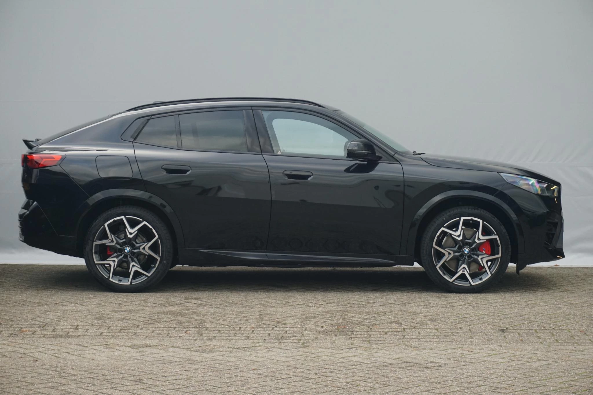 Hoofdafbeelding BMW iX2