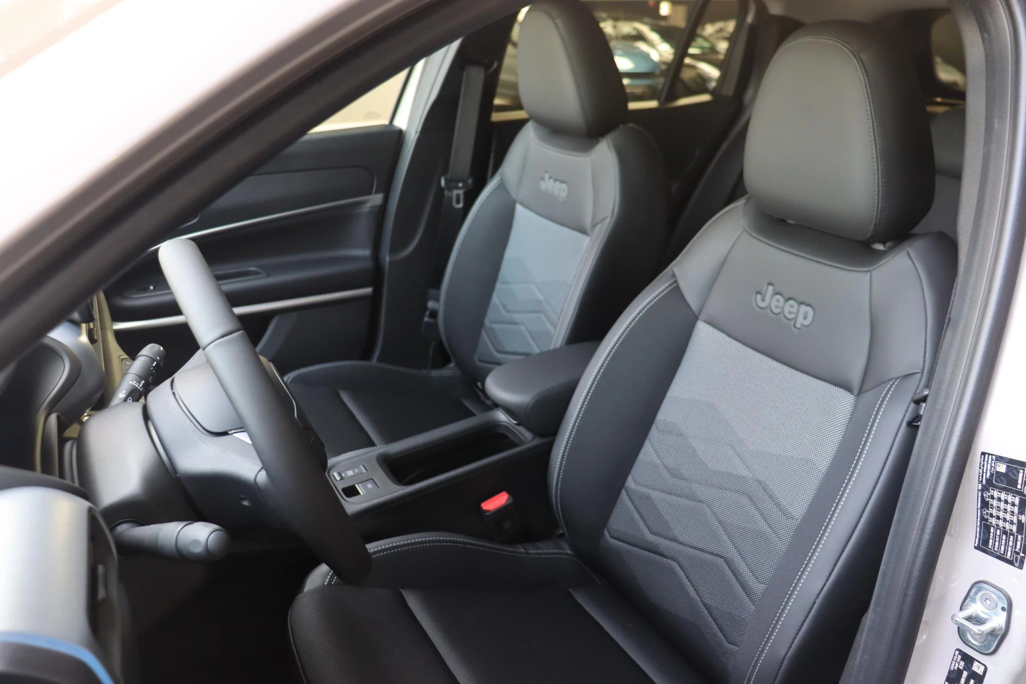 Hoofdafbeelding Jeep Avenger