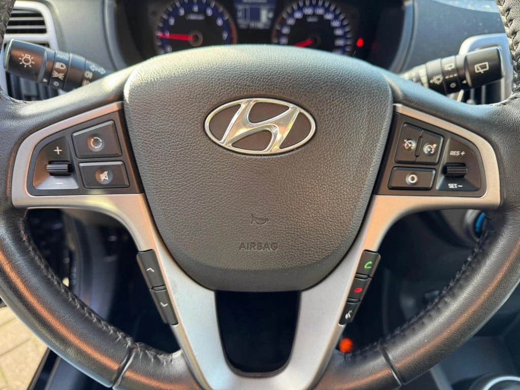 Hoofdafbeelding Hyundai i20