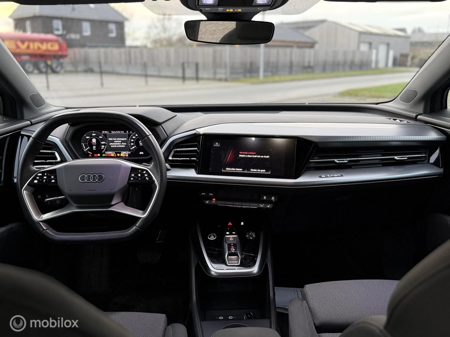 Hoofdafbeelding Audi Q4 e-tron