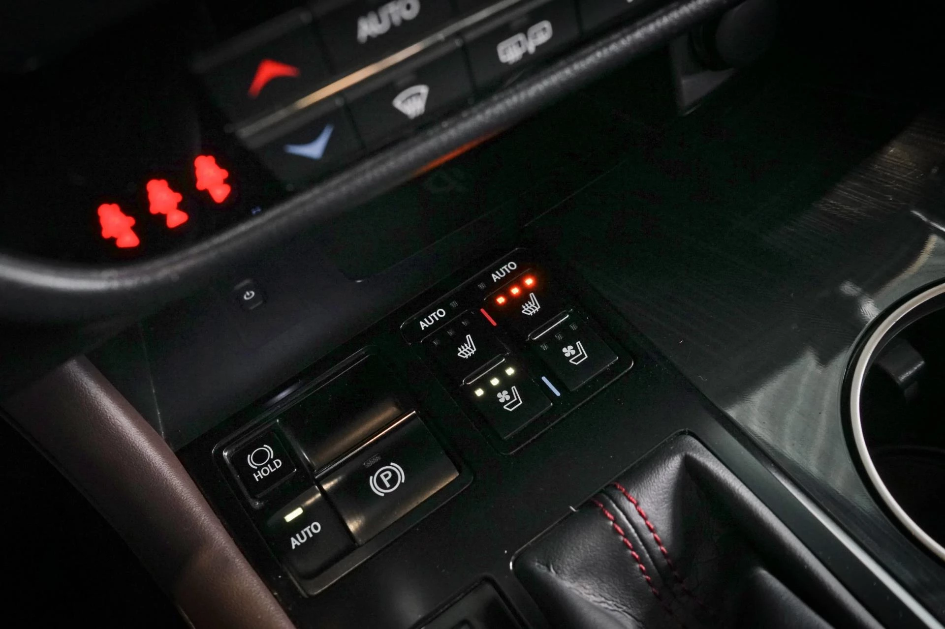 Hoofdafbeelding Lexus RX