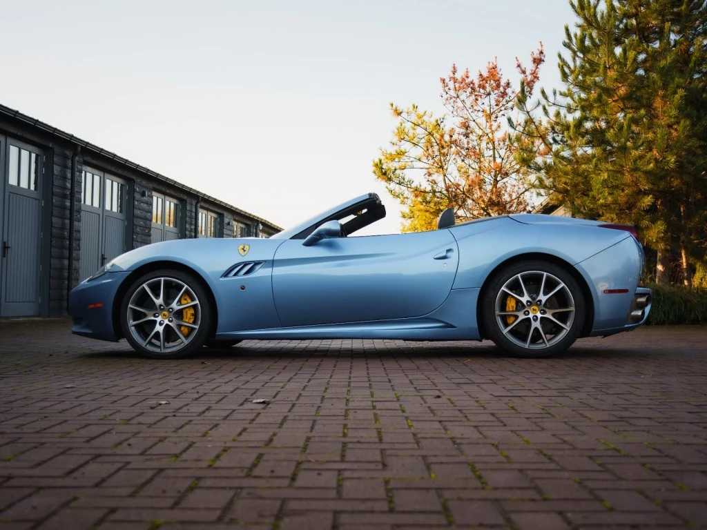 Hoofdafbeelding Ferrari California
