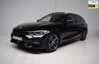 BMW 3-serie Touring 318i 2.0 AUT8 High Executive ORG.NED / ADAPT.CRUISE / M-SPORT STUUR / PANORAMADAK / CAMERA / LEER / TREKHAAK