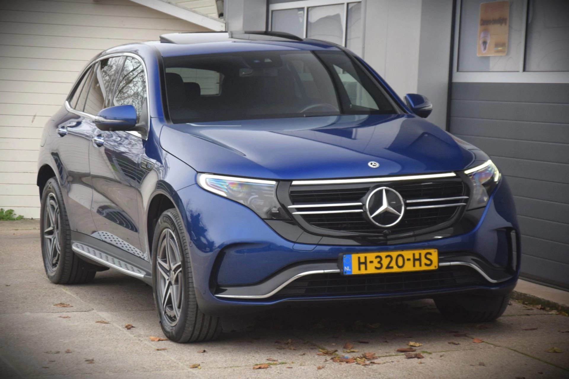 Hoofdafbeelding Mercedes-Benz EQC