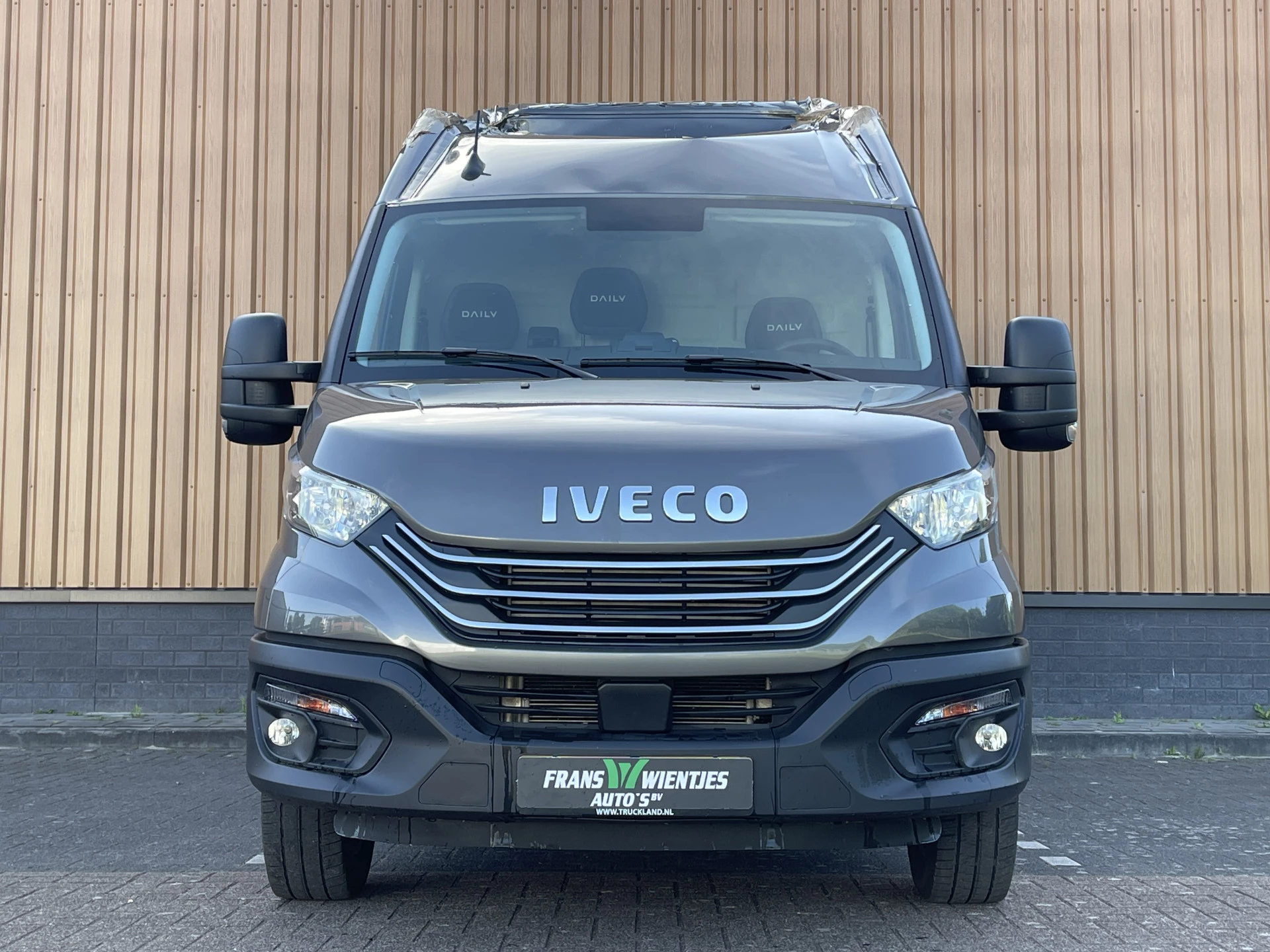 Hoofdafbeelding Iveco 35S18