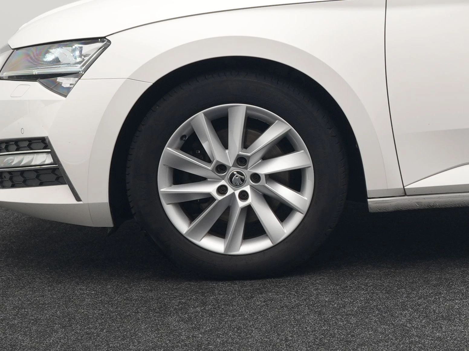 Hoofdafbeelding Škoda Superb