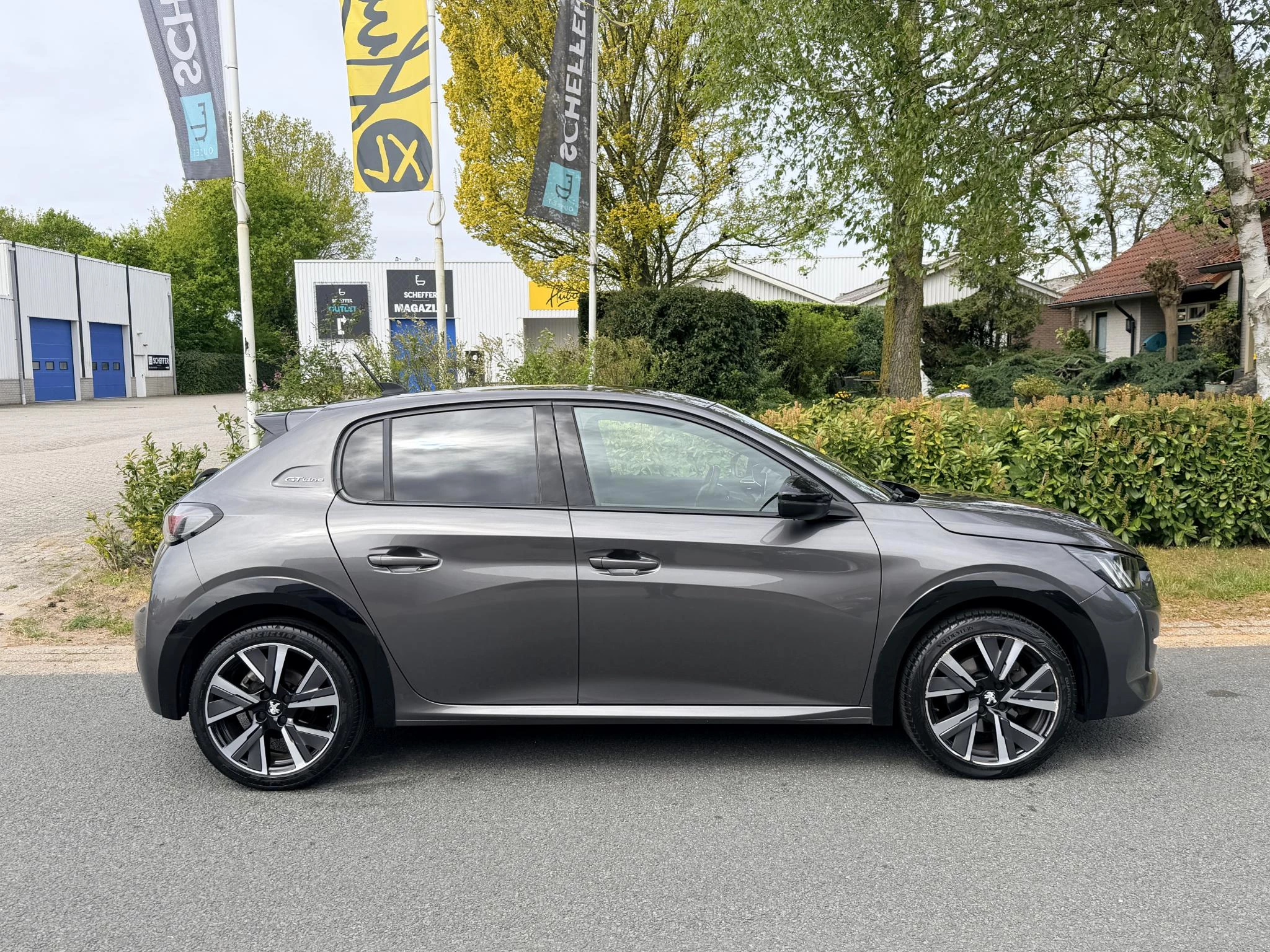 Hoofdafbeelding Peugeot 208