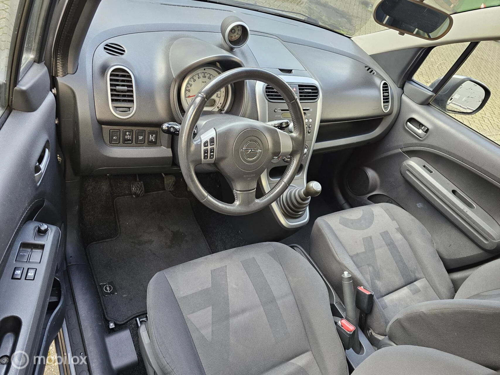 Hoofdafbeelding Opel Agila