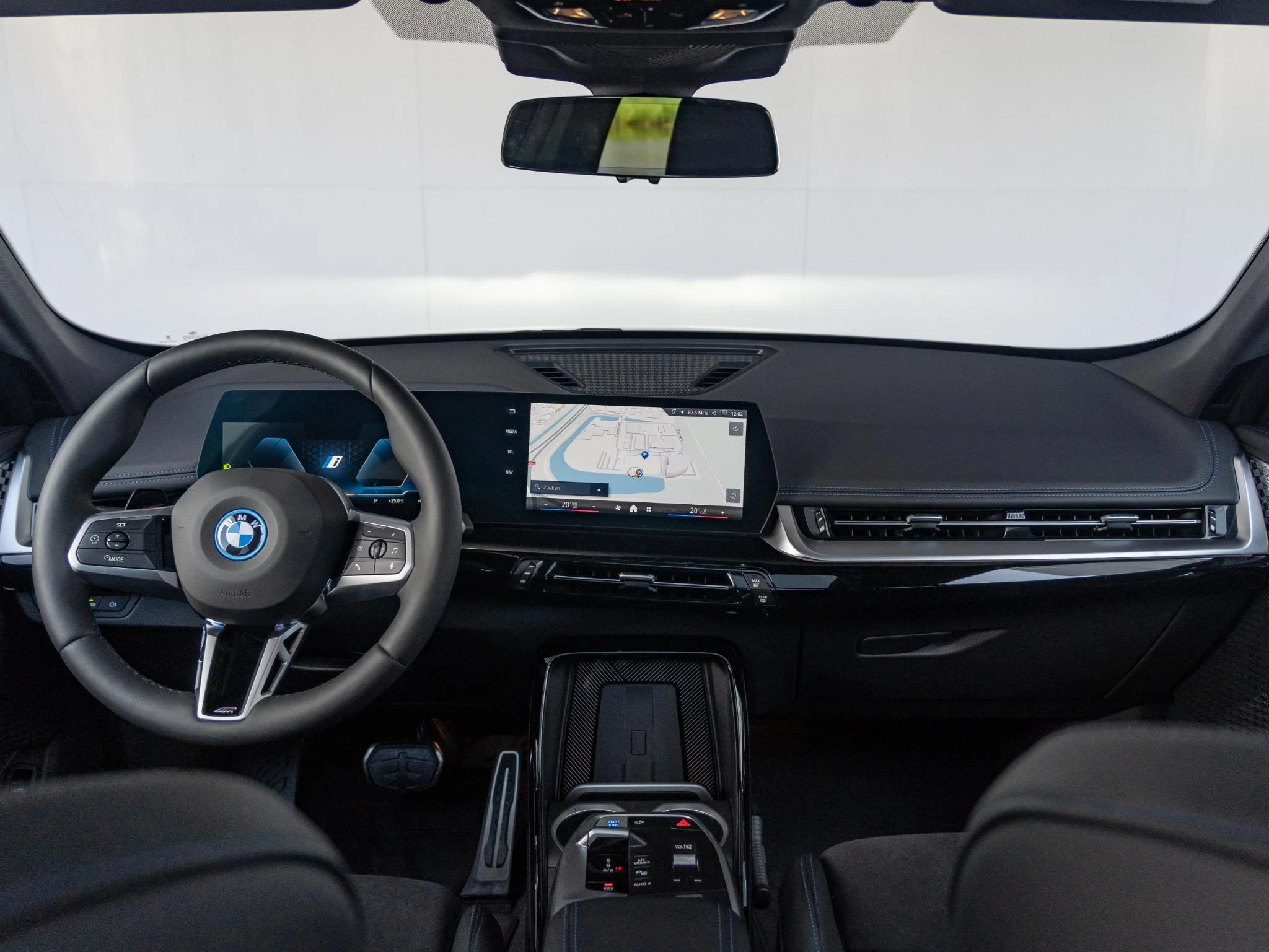 Hoofdafbeelding BMW iX1