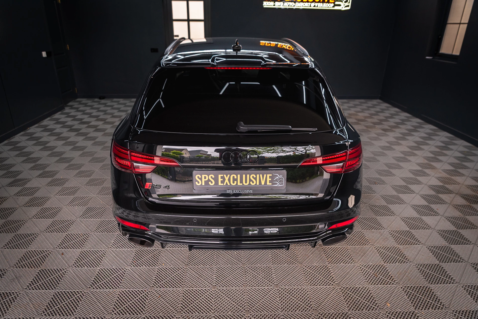 Hoofdafbeelding Audi RS4