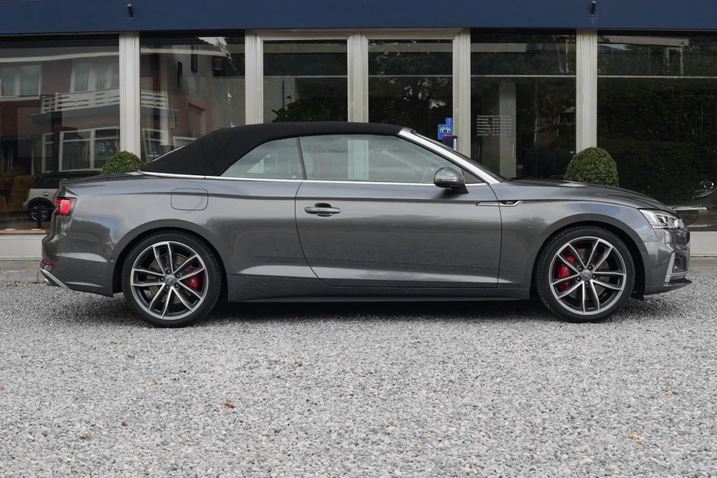 Hoofdafbeelding Audi S5