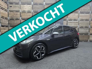 Volkswagen ID.3 First Plus 58 kWh IQ Lights Navi Camera 19"LM Steunhaak 90% SOH