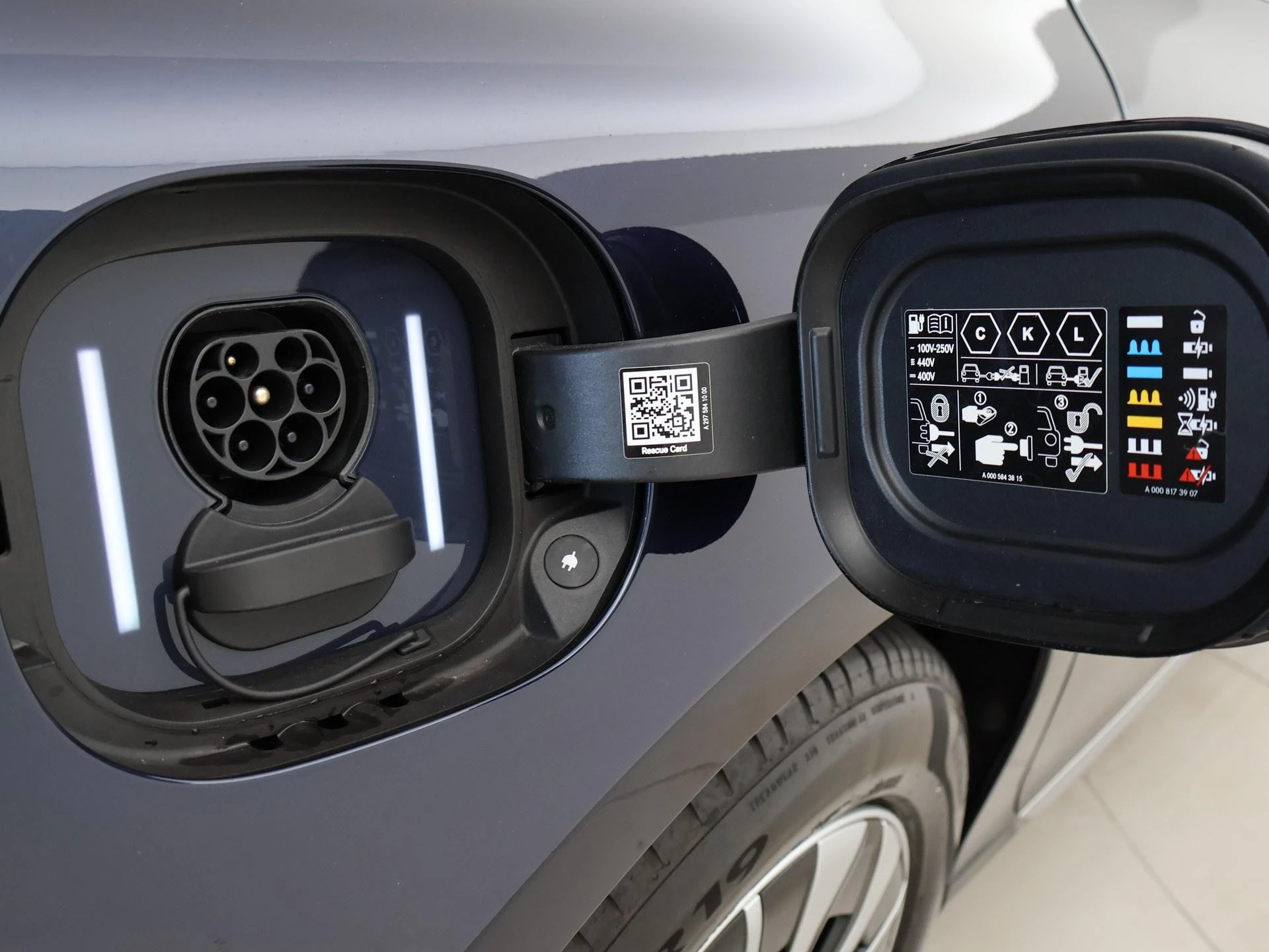 Hoofdafbeelding Mercedes-Benz EQS