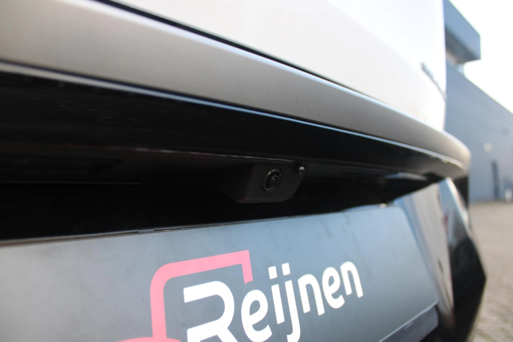 Hoofdafbeelding Peugeot e-3008