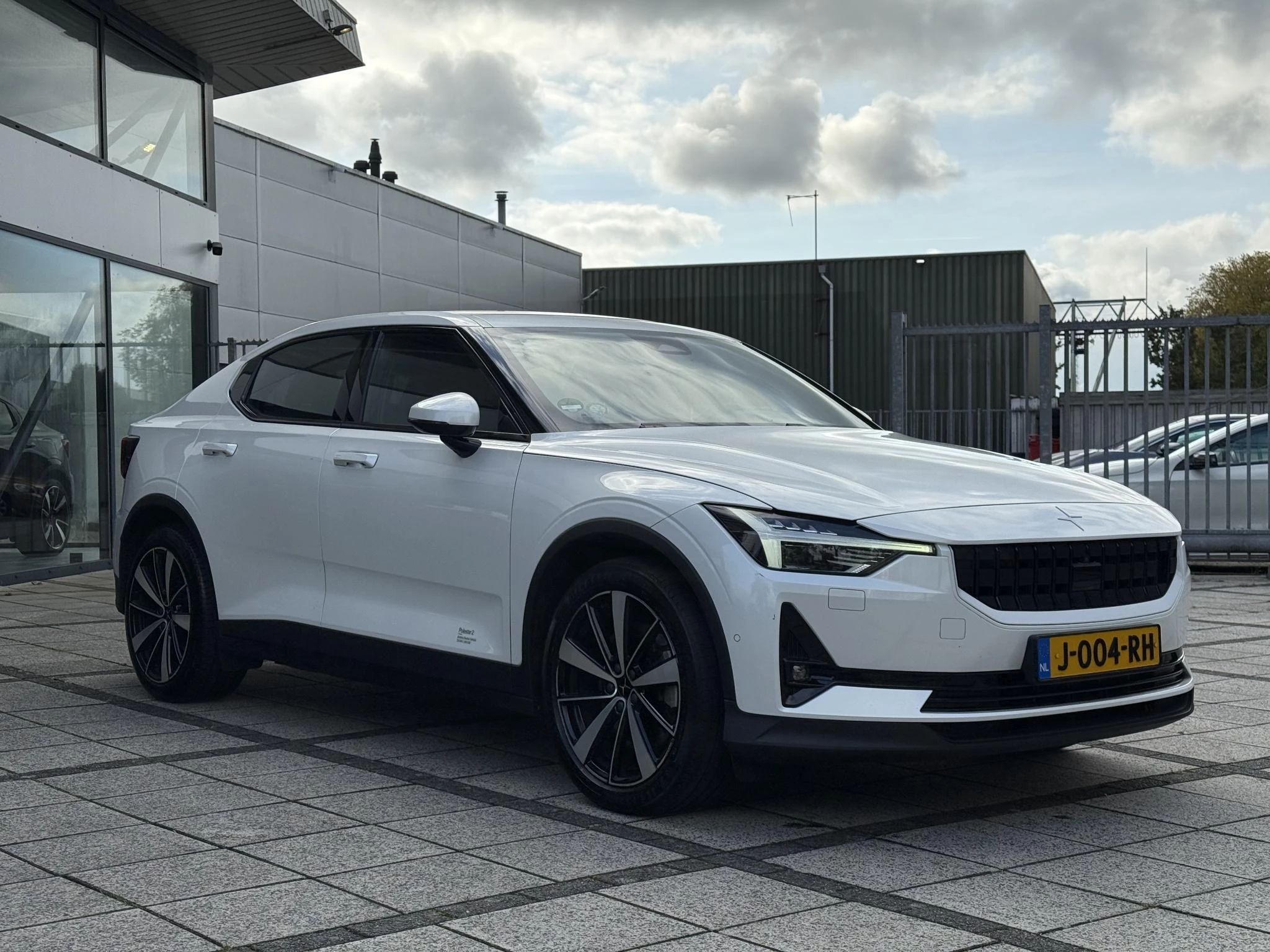 Hoofdafbeelding Polestar 2
