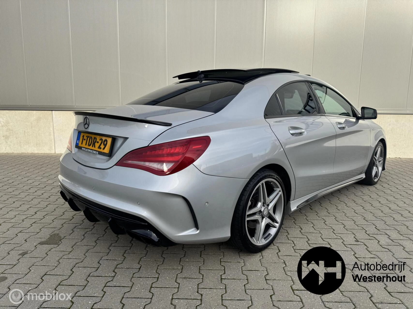 Hoofdafbeelding Mercedes-Benz CLA