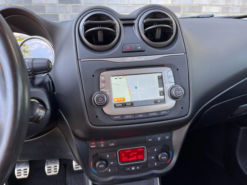 Hoofdafbeelding Alfa Romeo MiTo