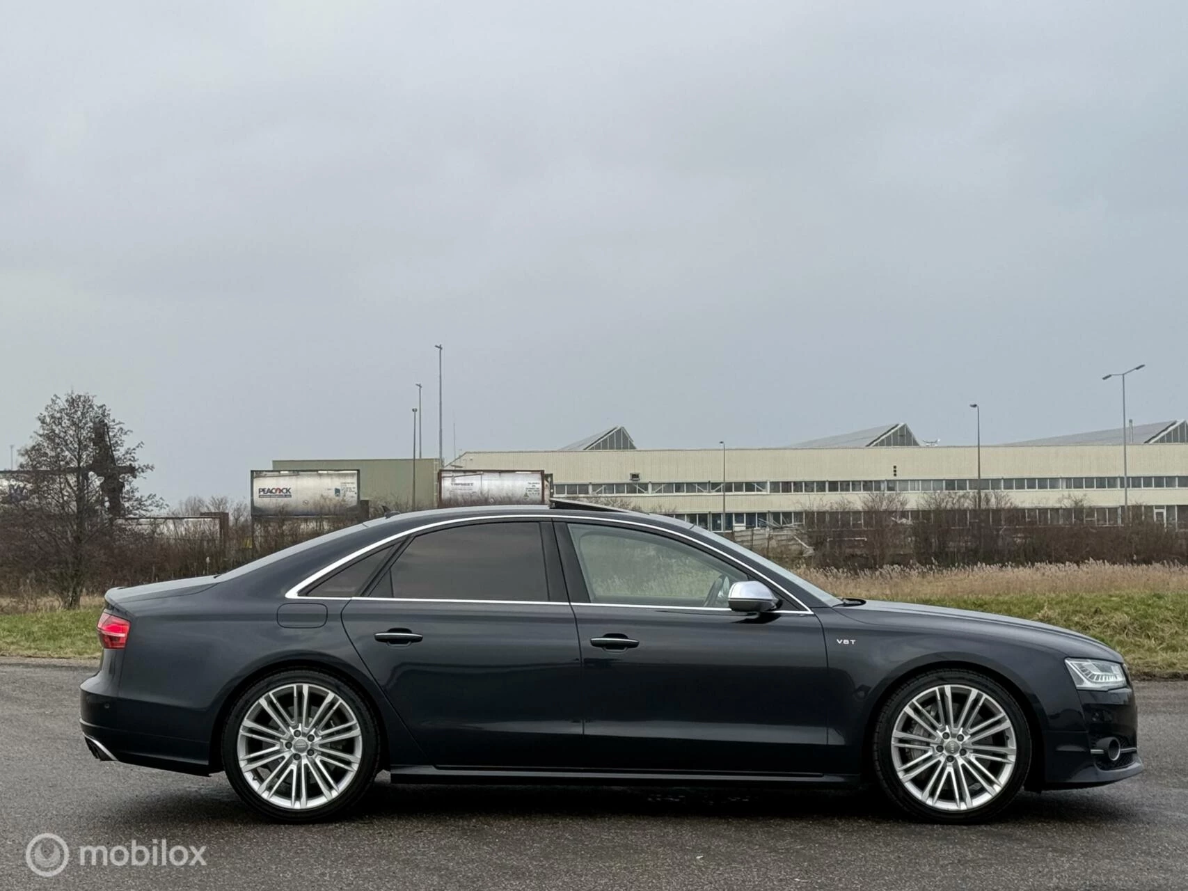 Hoofdafbeelding Audi S8