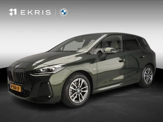 BMW 2 Serie Active Tourer 220i | M-Sportpakket | LED | Leder | HUD | Elektr. zetels | Sportstoelen | Stoelverwarming | DAB | Alu 17 inch