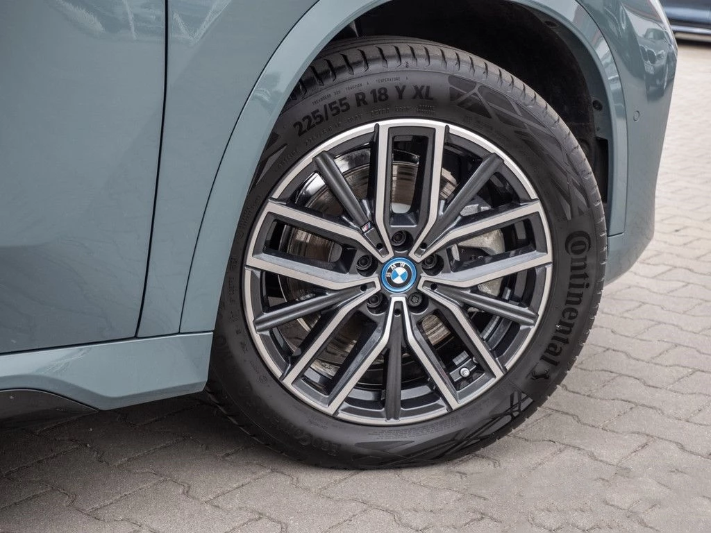 Hoofdafbeelding BMW iX1