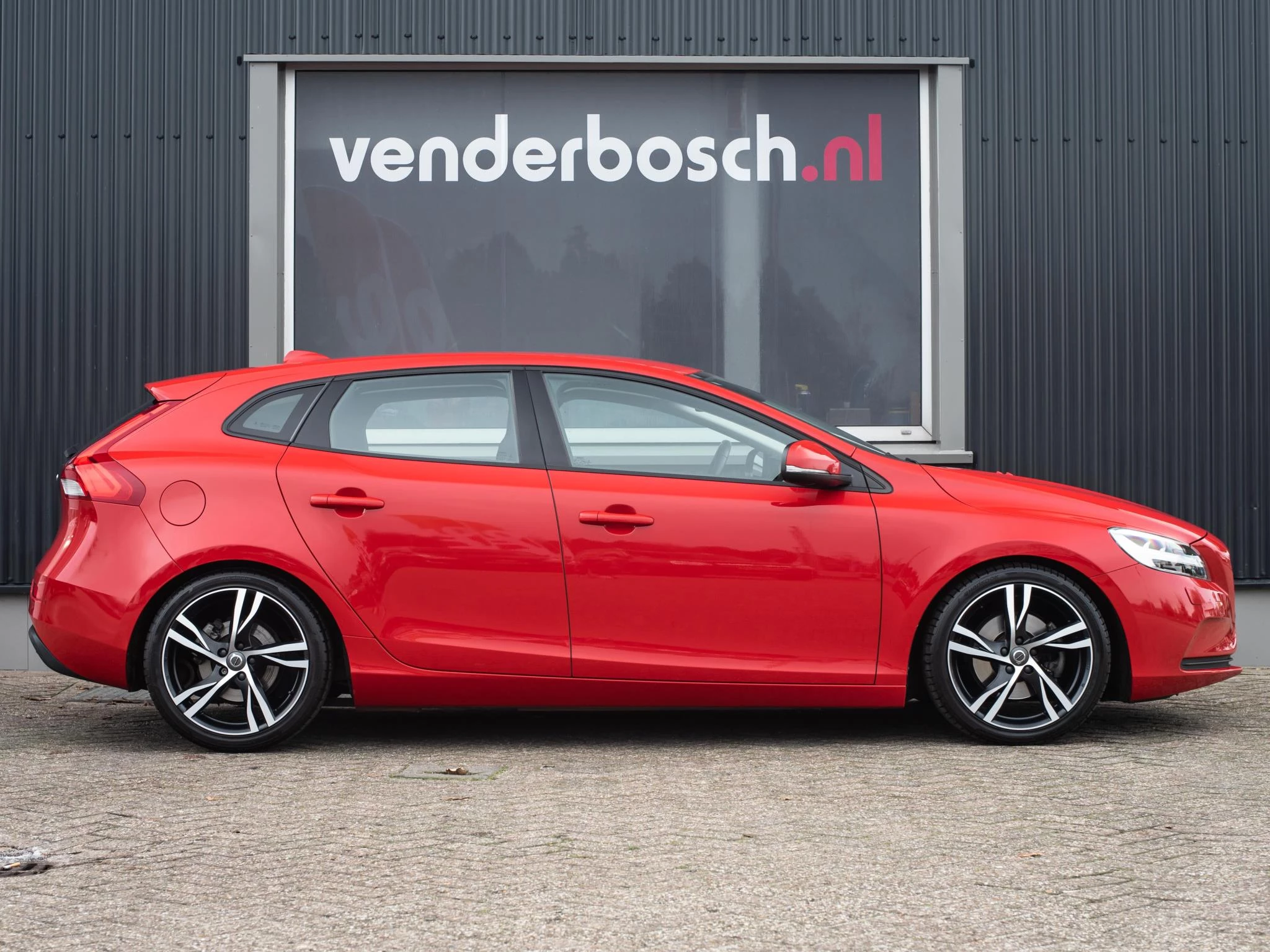 Hoofdafbeelding Volvo V40