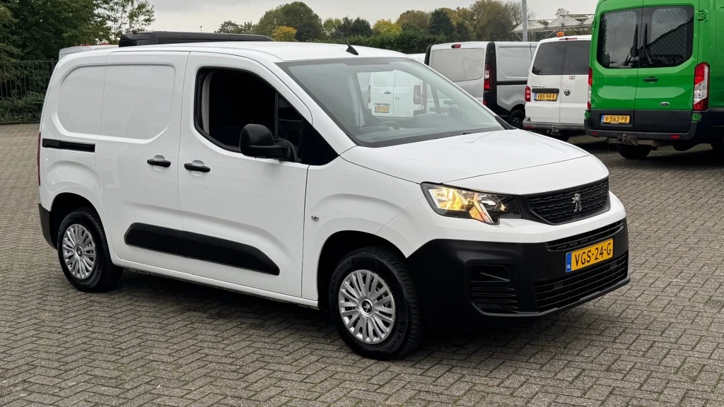 Hoofdafbeelding Peugeot Partner