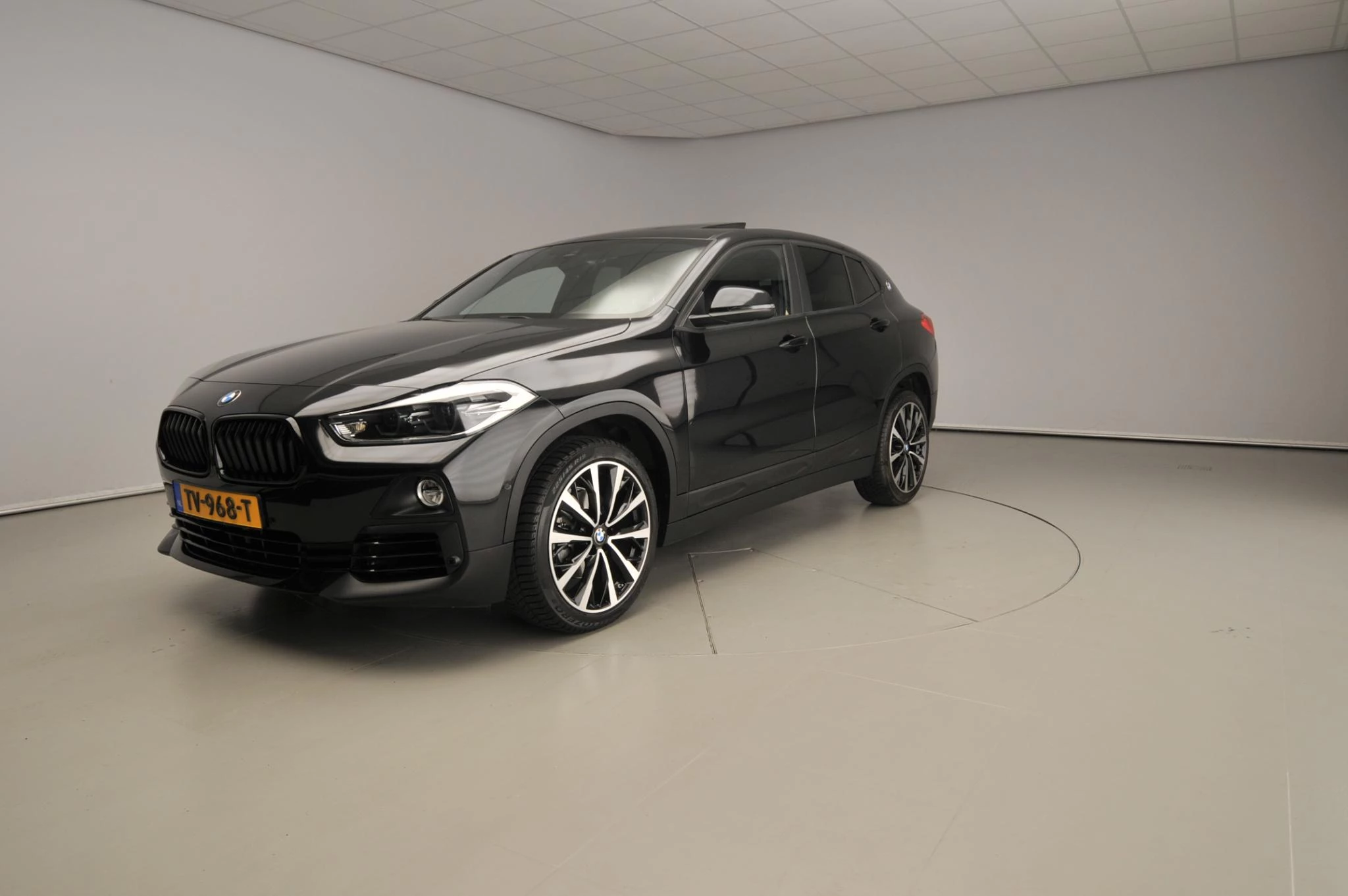 Hoofdafbeelding BMW X2