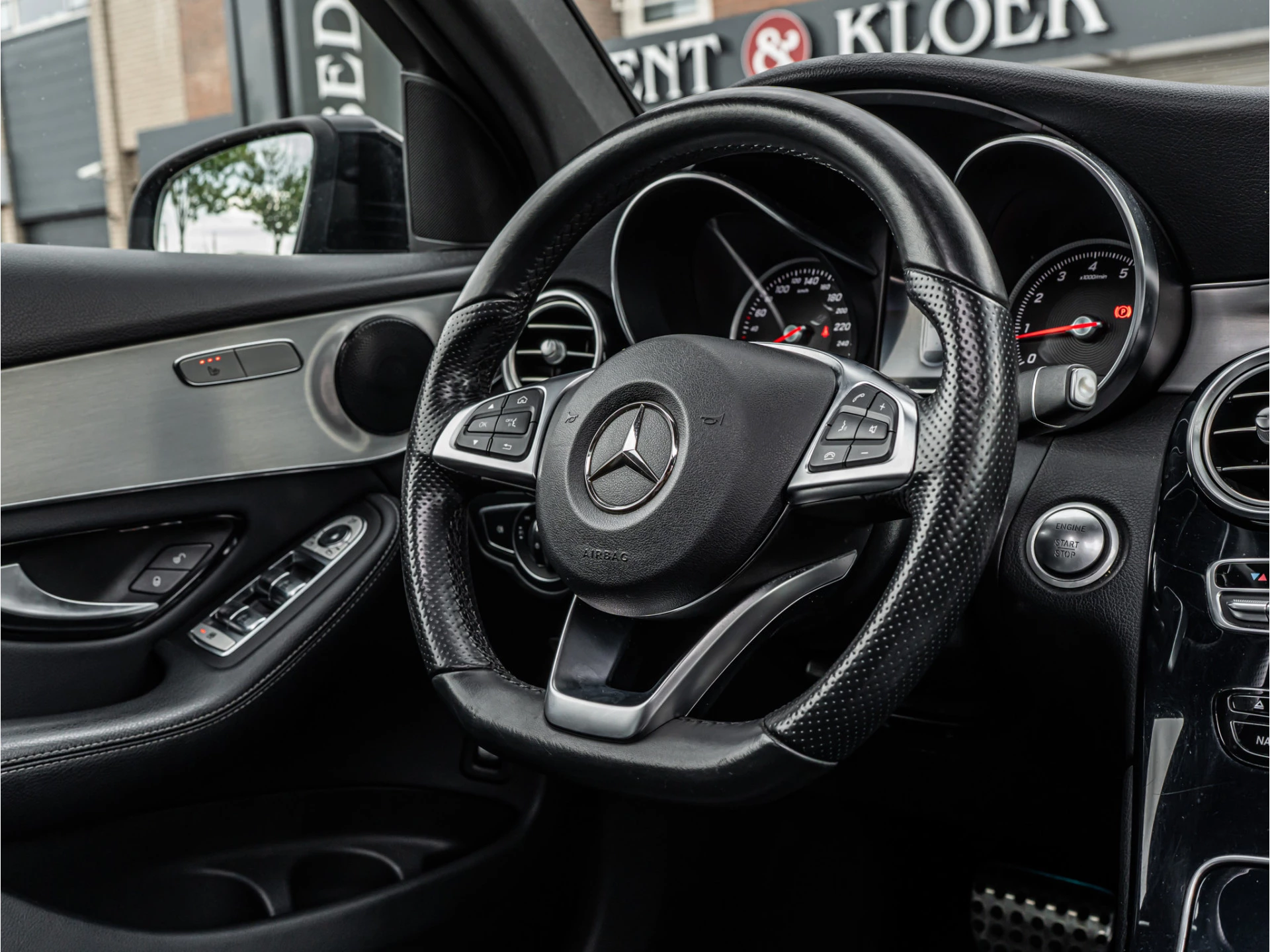 Hoofdafbeelding Mercedes-Benz GLC