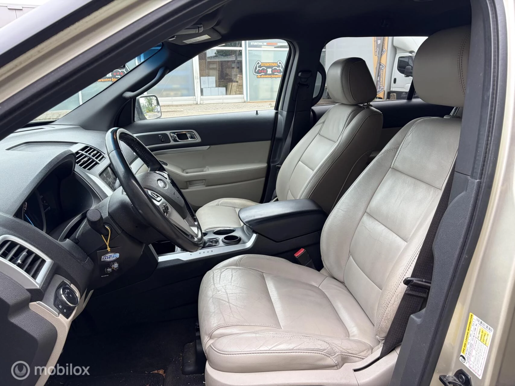 Hoofdafbeelding Ford Explorer