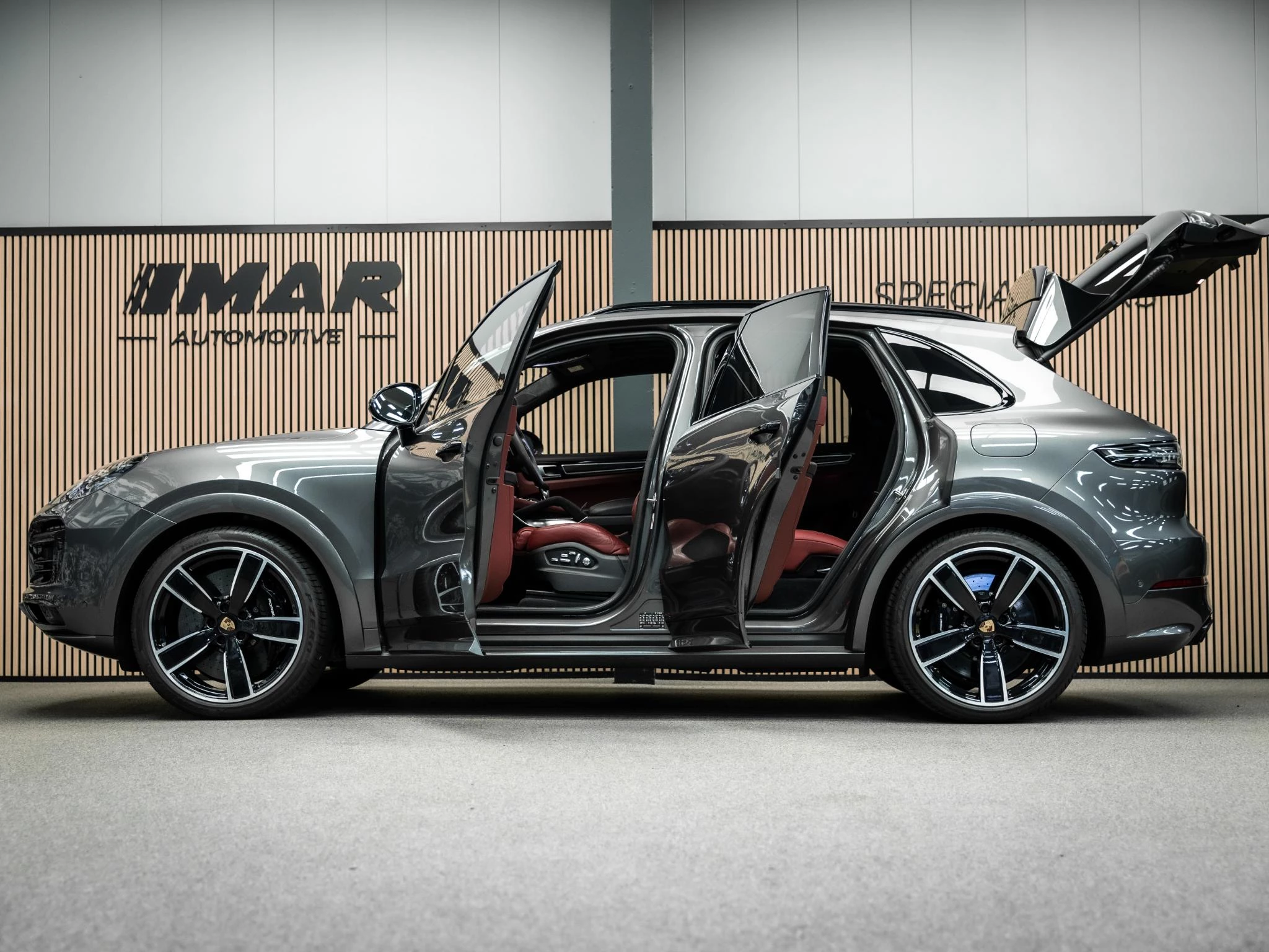 Hoofdafbeelding Porsche Cayenne